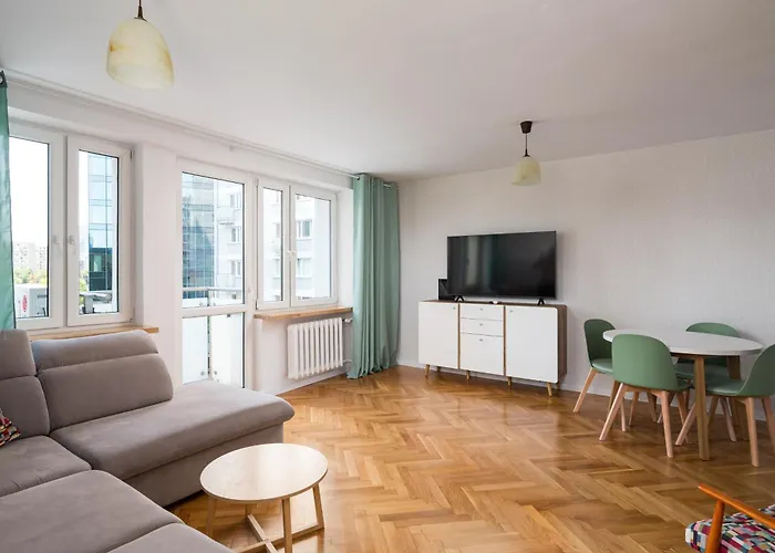 Metro Swietokrzyska City View Apartment